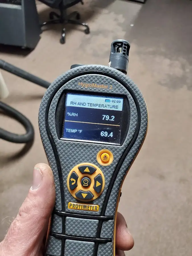Moisture meter humidity assessment for Mold Remediation & Removal in Peterborough